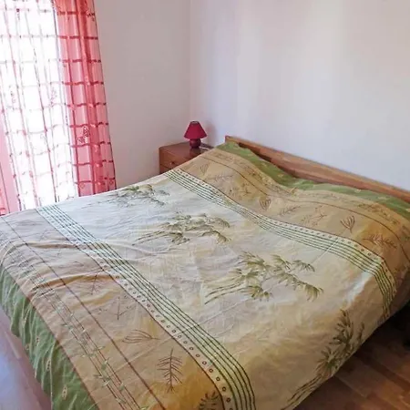 Two-bedroom In Ix Apartment Medulin