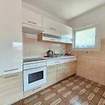 דירה Two-bedroom In Ix *