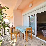 דירה Two-bedroom In Ix