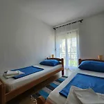 דירה Two-bedroom In Ix מדולין