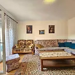 דירה Two-bedroom In Ix